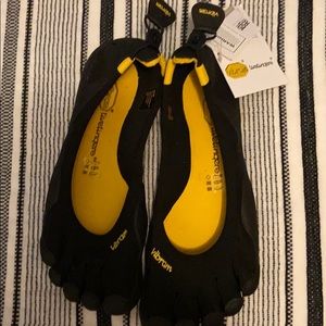 Vibram Fivefingers Running Shoe